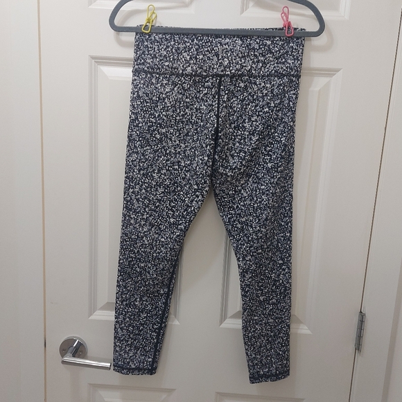 ZYIA leggings - Picture 2 of 5